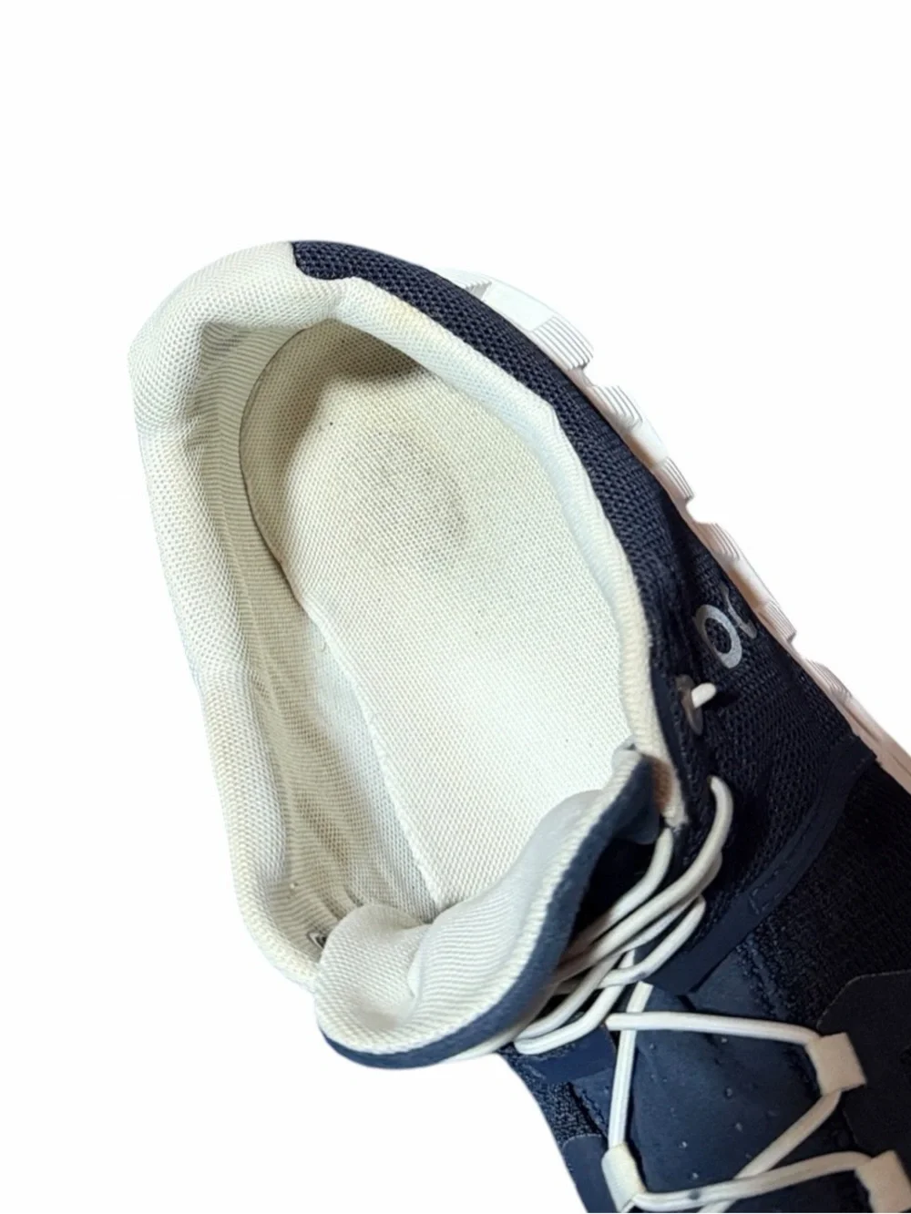 On Mens Cloud 6 Sneakers in Midnight Navy/White Sz 10